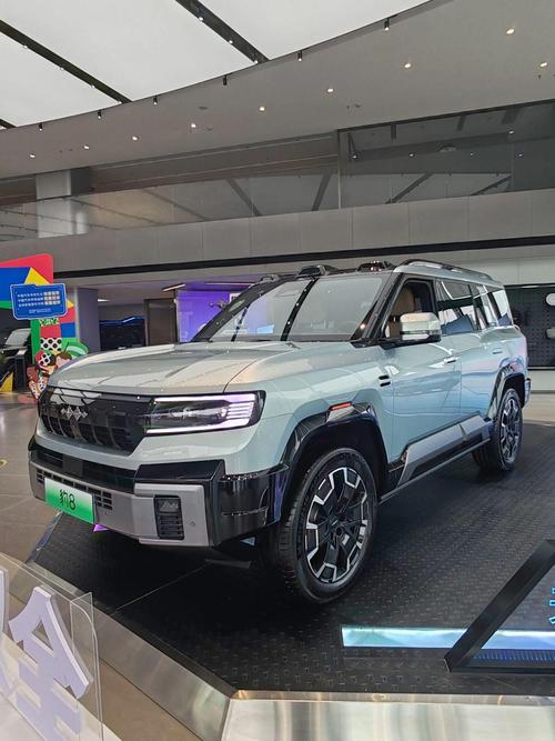 广州36比亚迪方程豹硬派越野的爆款，英菲尼迪35周年与你共成长